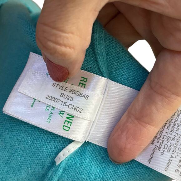 J Crew Cashmere Short Sleeve Sweater Medium Turquoise Minimalist Classic Preppy - Picture 12 of 12